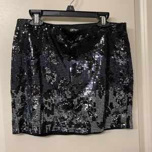 Express sequin  mini skirt